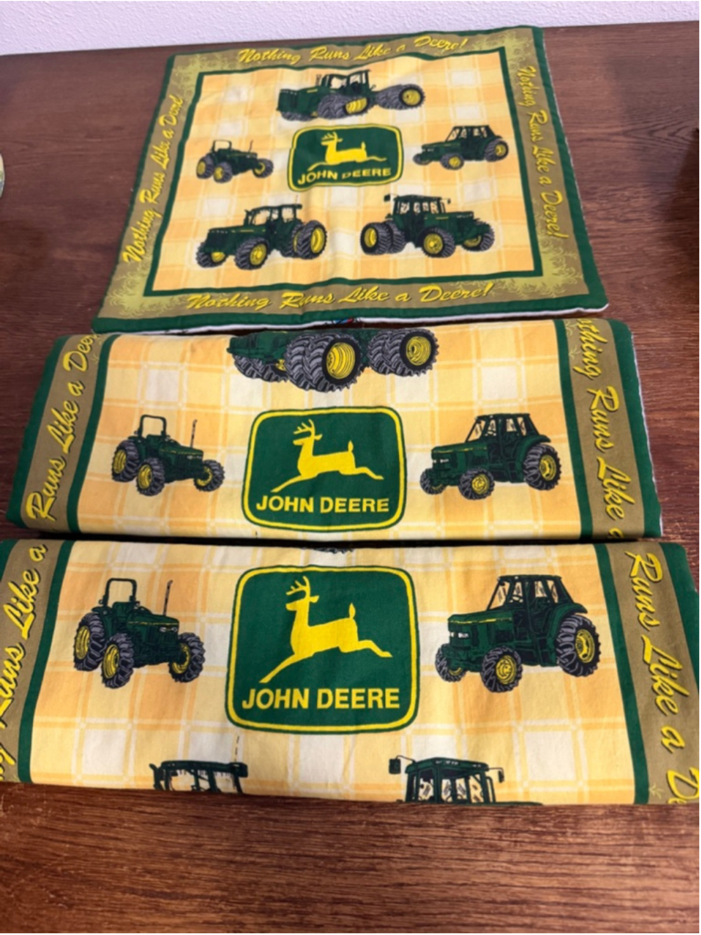 John Deere Pillowcases Set of 3 Tractor Farm Nothing Runs Like A Deere VTG Style